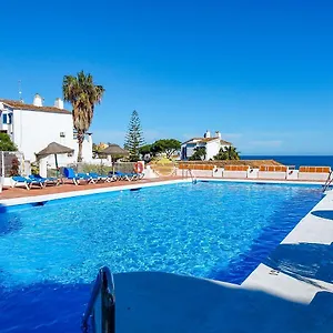 Mansion Beachfront - With Sea Views , Sitio de Calahonda España